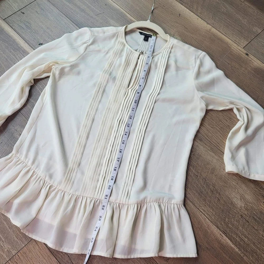 Banana Republic Ivory Pleated Peplum Blouse 3/4 Sleeve Cream Top XS